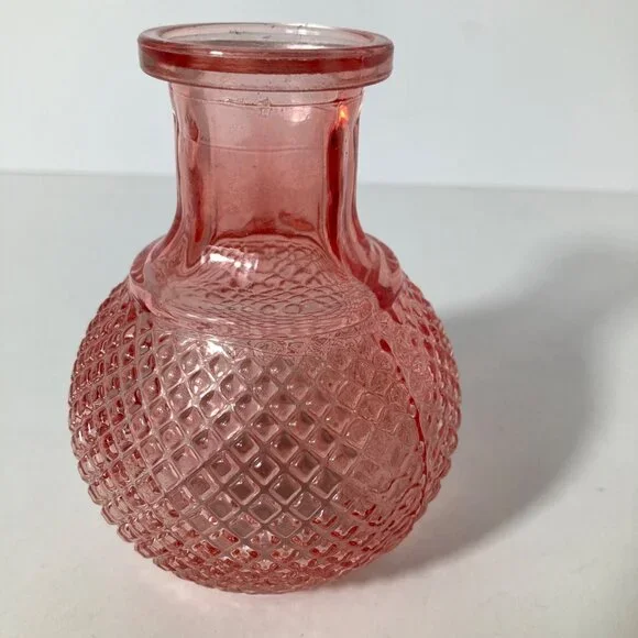 Vintage Diamond Pattern‎ Pressed Glass Bud Vase Pink 4.5" - Picture 2 of 7